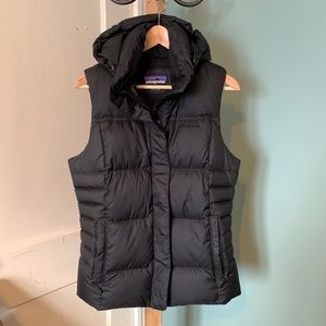 Patagonia Women’s Down With It Vest Size M Black